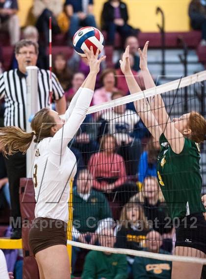 Thumbnail 2 in Bethlehem Catholic vs Allentown Central Catholic (PIAA District 11 Class AA Final) photogallery.