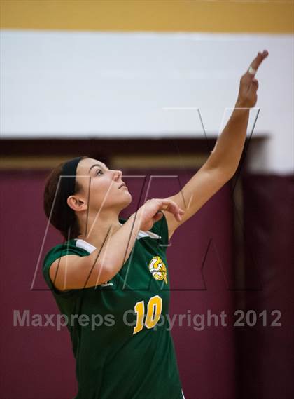 Thumbnail 3 in Bethlehem Catholic vs Allentown Central Catholic (PIAA District 11 Class AA Final) photogallery.