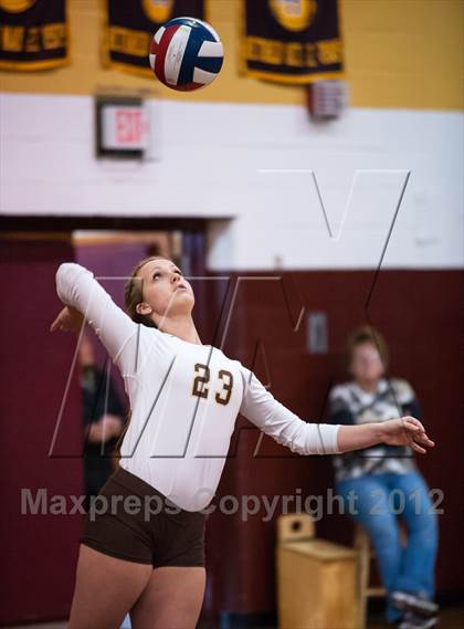 Thumbnail 1 in Bethlehem Catholic vs Allentown Central Catholic (PIAA District 11 Class AA Final) photogallery.