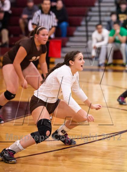 Thumbnail 2 in Bethlehem Catholic vs Allentown Central Catholic (PIAA District 11 Class AA Final) photogallery.