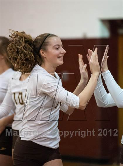 Thumbnail 2 in Bethlehem Catholic vs Allentown Central Catholic (PIAA District 11 Class AA Final) photogallery.