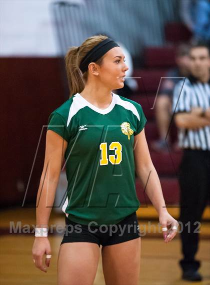 Thumbnail 1 in Bethlehem Catholic vs Allentown Central Catholic (PIAA District 11 Class AA Final) photogallery.