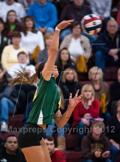 Thumbnail 1 in Bethlehem Catholic vs Allentown Central Catholic (PIAA District 11 Class AA Final) photogallery.