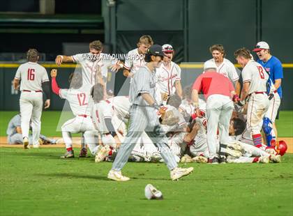 Thumbnail 1 in Grapevine vs. Rouse (UIL 5A Baseball Semifinal) photogallery.