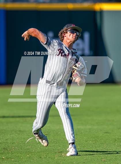 Thumbnail 2 in Grapevine vs. Rouse (UIL 5A Baseball Semifinal) photogallery.