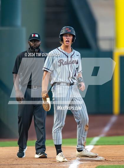 Thumbnail 2 in Grapevine vs. Rouse (UIL 5A Baseball Semifinal) photogallery.