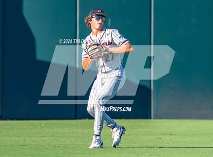 Thumbnail 3 in Grapevine vs. Rouse (UIL 5A Baseball Semifinal) photogallery.