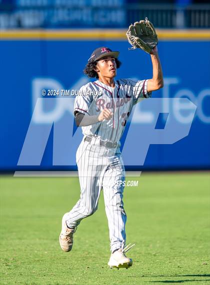 Thumbnail 2 in Grapevine vs. Rouse (UIL 5A Baseball Semifinal) photogallery.