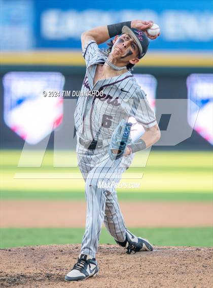 Thumbnail 3 in Grapevine vs. Rouse (UIL 5A Baseball Semifinal) photogallery.