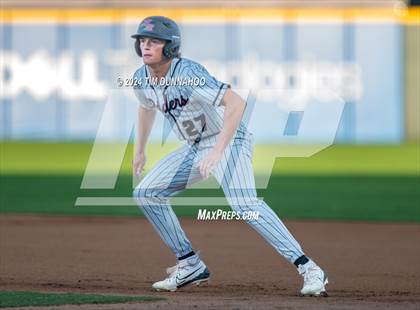 Thumbnail 2 in Grapevine vs. Rouse (UIL 5A Baseball Semifinal) photogallery.