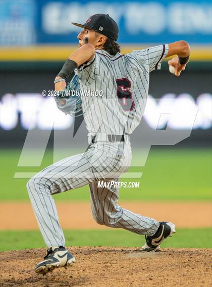 Thumbnail 2 in Grapevine vs. Rouse (UIL 5A Baseball Semifinal) photogallery.