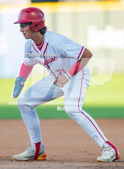 Thumbnail 3 in Grapevine vs. Rouse (UIL 5A Baseball Semifinal) photogallery.