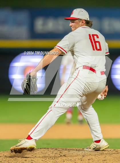 Thumbnail 1 in Grapevine vs. Rouse (UIL 5A Baseball Semifinal) photogallery.