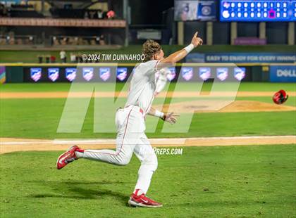 Thumbnail 3 in Grapevine vs. Rouse (UIL 5A Baseball Semifinal) photogallery.