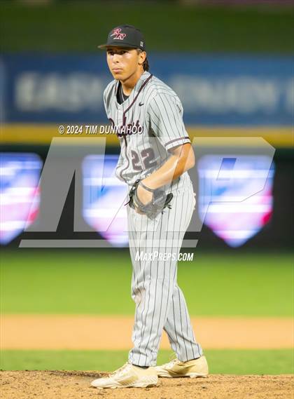 Thumbnail 2 in Grapevine vs. Rouse (UIL 5A Baseball Semifinal) photogallery.