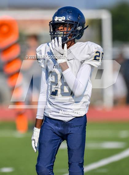 Thumbnail 1 in Klein Collins @ Tompkins (B-Team) photogallery.