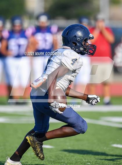 Thumbnail 1 in Klein Collins @ Tompkins (B-Team) photogallery.