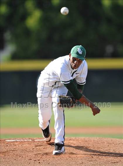 Thumbnail 1 in Jesuit vs. De La Salle (Anderson Bat National Classic) photogallery.