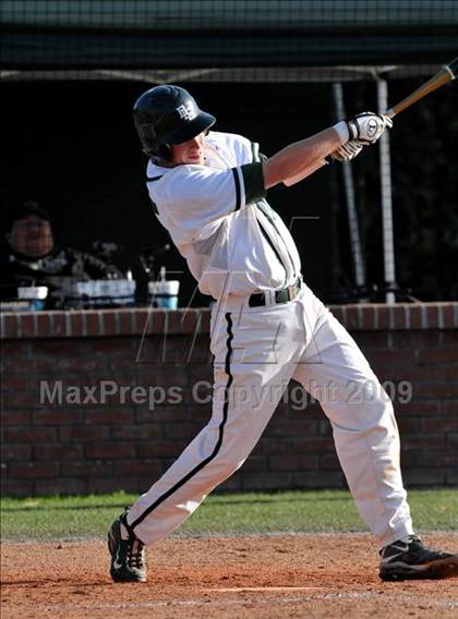 Thumbnail 1 in Jesuit vs. De La Salle (Anderson Bat National Classic) photogallery.