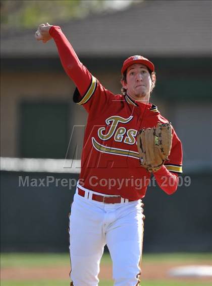 Thumbnail 3 in Jesuit vs. De La Salle (Anderson Bat National Classic) photogallery.