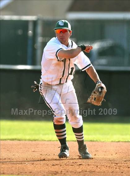 Thumbnail 2 in Jesuit vs. De La Salle (Anderson Bat National Classic) photogallery.