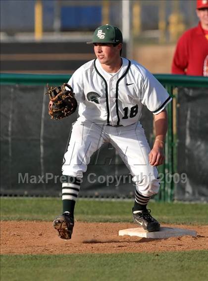 Thumbnail 2 in Jesuit vs. De La Salle (Anderson Bat National Classic) photogallery.