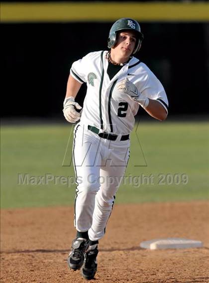 Thumbnail 2 in Jesuit vs. De La Salle (Anderson Bat National Classic) photogallery.