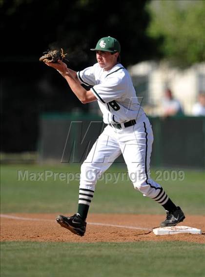 Thumbnail 2 in Jesuit vs. De La Salle (Anderson Bat National Classic) photogallery.