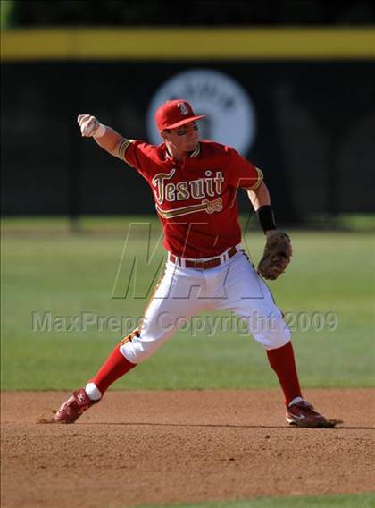 Thumbnail 3 in Jesuit vs. De La Salle (Anderson Bat National Classic) photogallery.