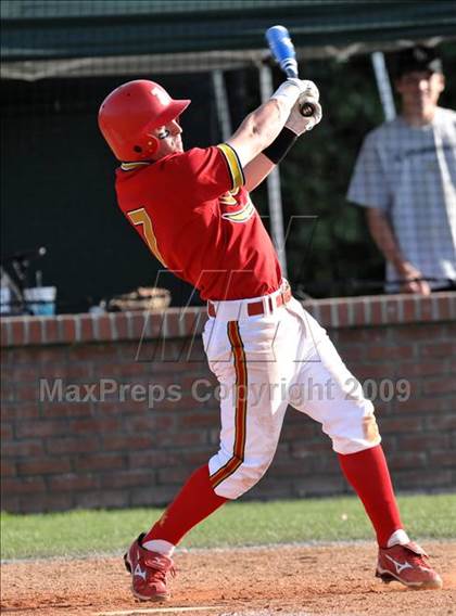 Thumbnail 2 in Jesuit vs. De La Salle (Anderson Bat National Classic) photogallery.