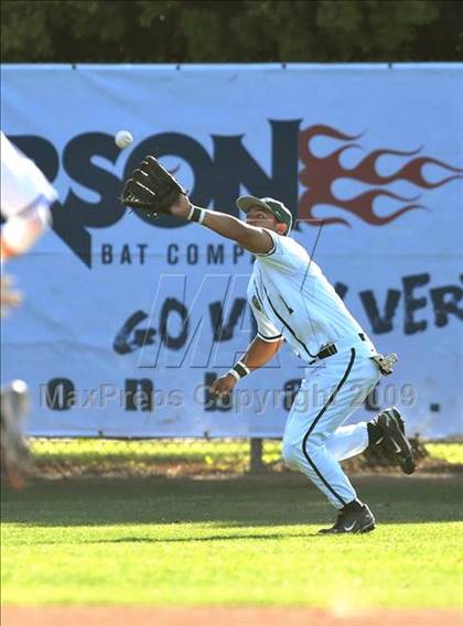 Thumbnail 2 in Jesuit vs. De La Salle (Anderson Bat National Classic) photogallery.