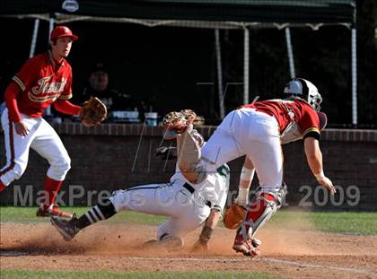 Thumbnail 2 in Jesuit vs. De La Salle (Anderson Bat National Classic) photogallery.