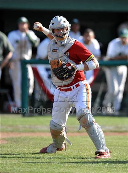 Thumbnail 1 in Jesuit vs. De La Salle (Anderson Bat National Classic) photogallery.