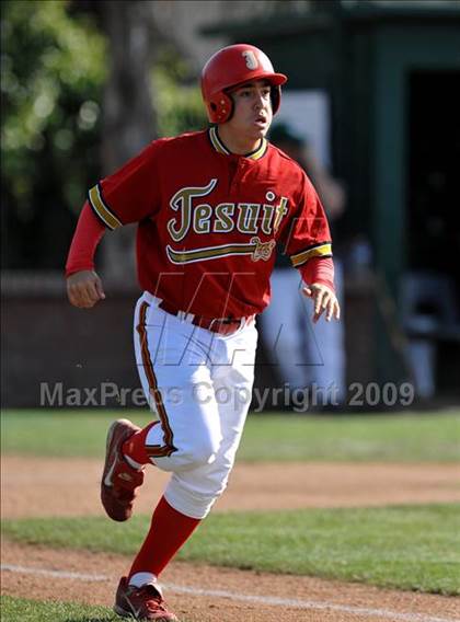 Thumbnail 3 in Jesuit vs. De La Salle (Anderson Bat National Classic) photogallery.