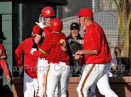 Thumbnail 3 in Jesuit vs. De La Salle (Anderson Bat National Classic) photogallery.