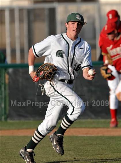 Thumbnail 3 in Jesuit vs. De La Salle (Anderson Bat National Classic) photogallery.