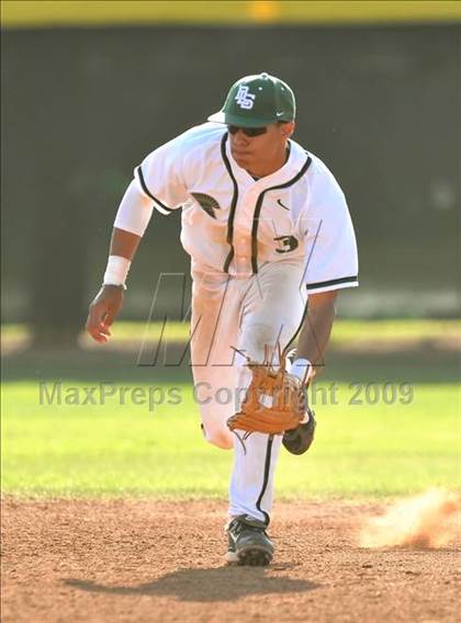 Thumbnail 3 in Jesuit vs. De La Salle (Anderson Bat National Classic) photogallery.