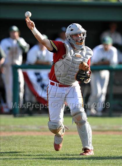 Thumbnail 2 in Jesuit vs. De La Salle (Anderson Bat National Classic) photogallery.