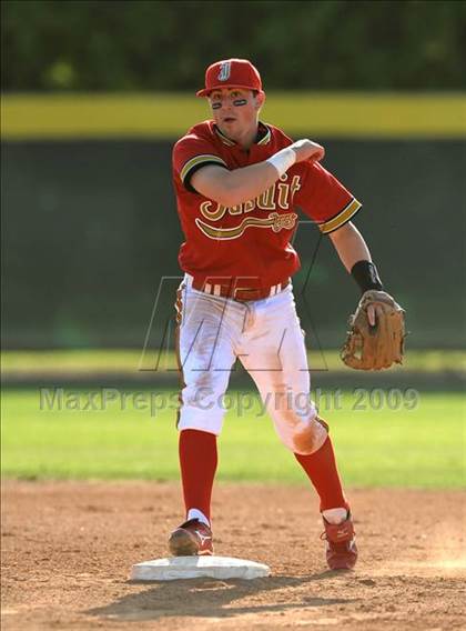 Thumbnail 1 in Jesuit vs. De La Salle (Anderson Bat National Classic) photogallery.