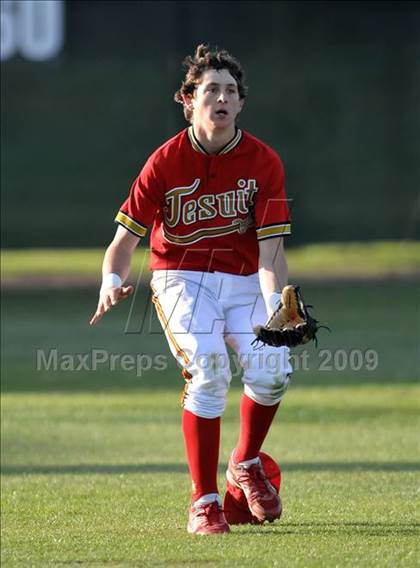 Thumbnail 2 in Jesuit vs. De La Salle (Anderson Bat National Classic) photogallery.