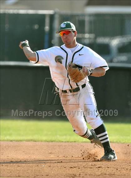 Thumbnail 3 in Jesuit vs. De La Salle (Anderson Bat National Classic) photogallery.