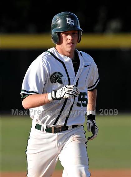 Thumbnail 2 in Jesuit vs. De La Salle (Anderson Bat National Classic) photogallery.