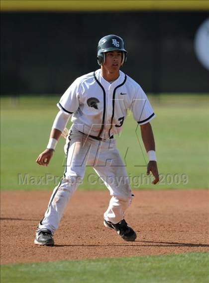 Thumbnail 1 in Jesuit vs. De La Salle (Anderson Bat National Classic) photogallery.