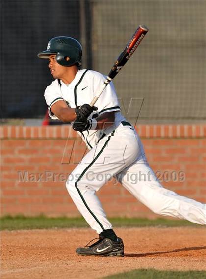 Thumbnail 3 in Jesuit vs. De La Salle (Anderson Bat National Classic) photogallery.