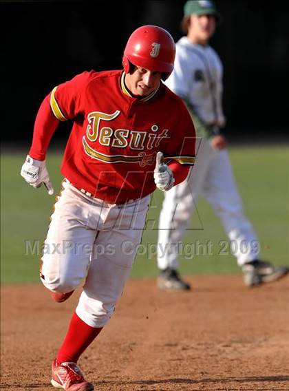 Thumbnail 1 in Jesuit vs. De La Salle (Anderson Bat National Classic) photogallery.