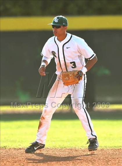 Thumbnail 2 in Jesuit vs. De La Salle (Anderson Bat National Classic) photogallery.