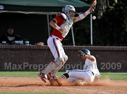 Thumbnail 2 in Jesuit vs. De La Salle (Anderson Bat National Classic) photogallery.