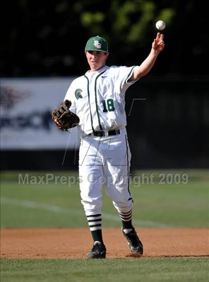 Thumbnail 1 in Jesuit vs. De La Salle (Anderson Bat National Classic) photogallery.