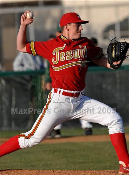 Thumbnail 1 in Jesuit vs. De La Salle (Anderson Bat National Classic) photogallery.