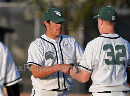Thumbnail 2 in Jesuit vs. De La Salle (Anderson Bat National Classic) photogallery.